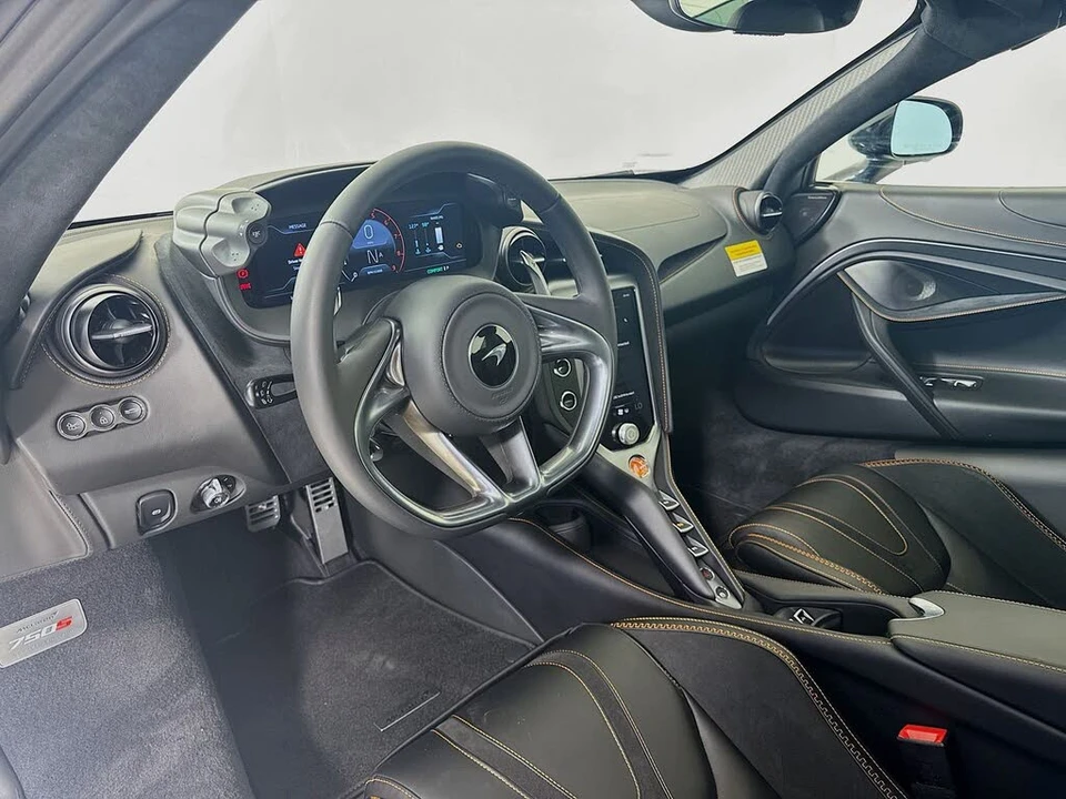 2027 McLaren 750S Spider - Image 10 of 25