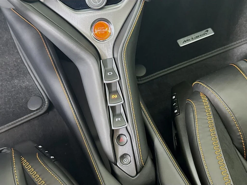 2027 McLaren 750S Spider - Image 14 of 25