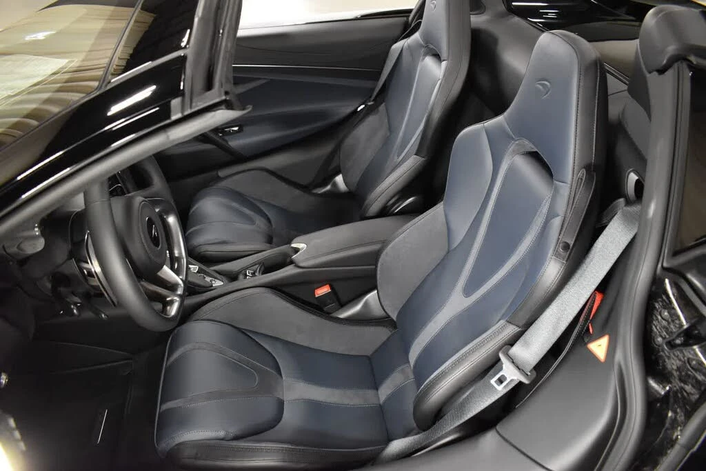 2027 McLaren 750S Spider - Image 30 of 31