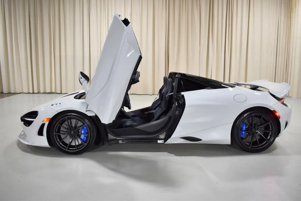 2027 McLaren 750S Spider - Image 14 of 31