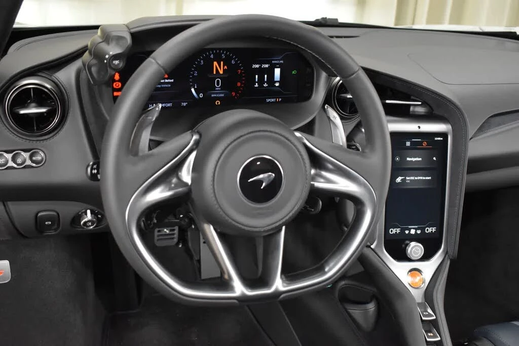2027 McLaren 750S Spider - Image 22 of 31
