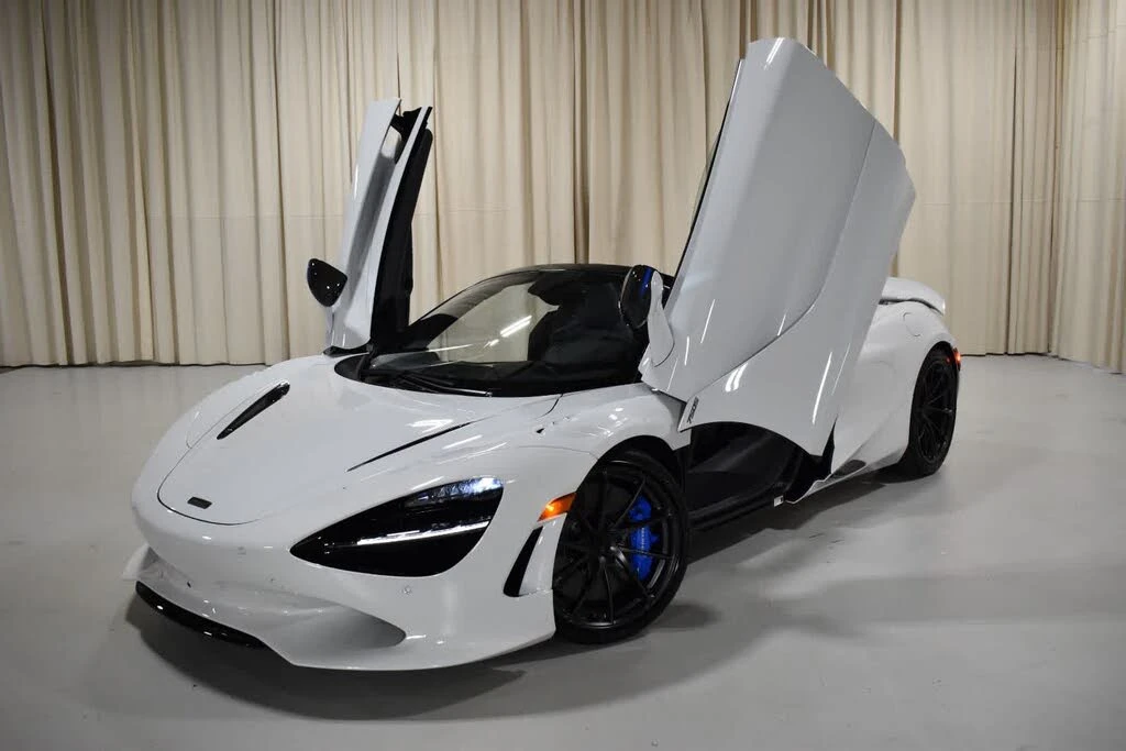 2027 McLaren 750S Spider - Image 15 of 31