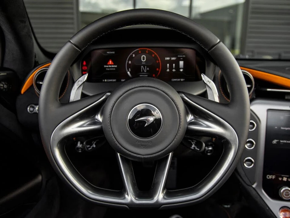 2027 McLaren 750S Spider - Image 31 of 31