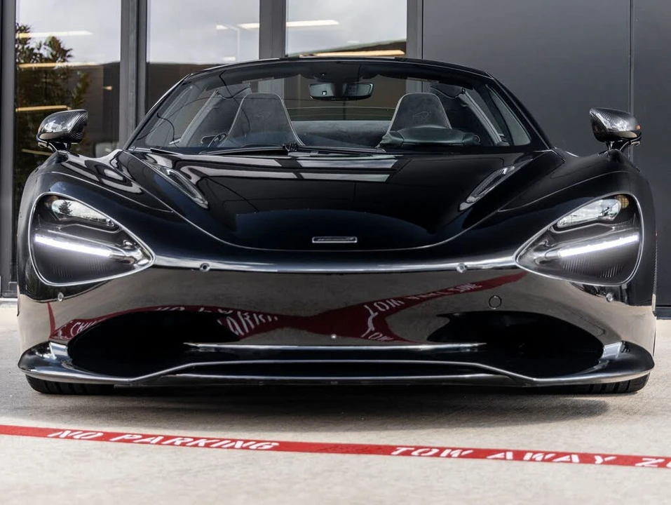 2027 McLaren 750S Spider - Image 4 of 31