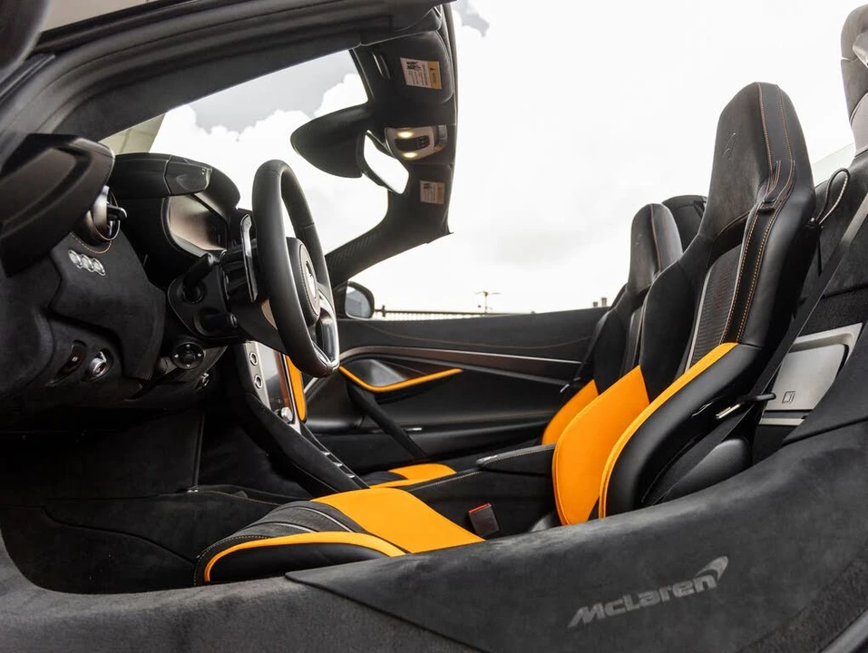 2027 McLaren 750S Spider - Image 28 of 31
