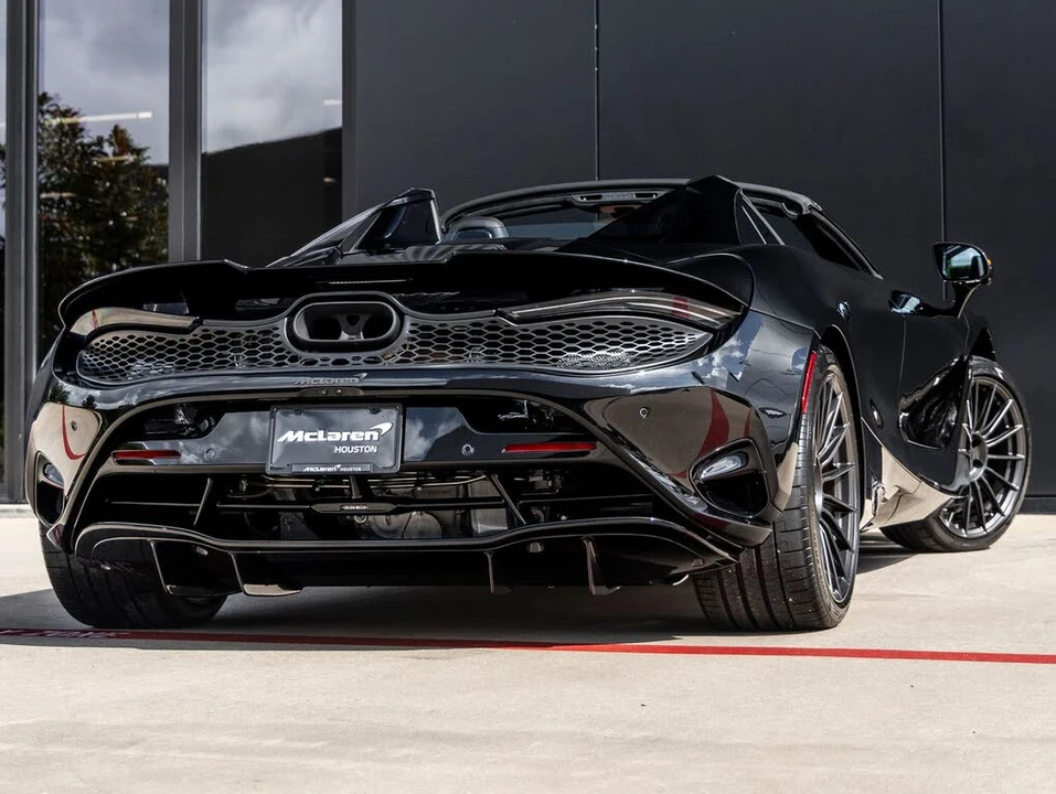 2027 McLaren 750S Spider - Image 9 of 31