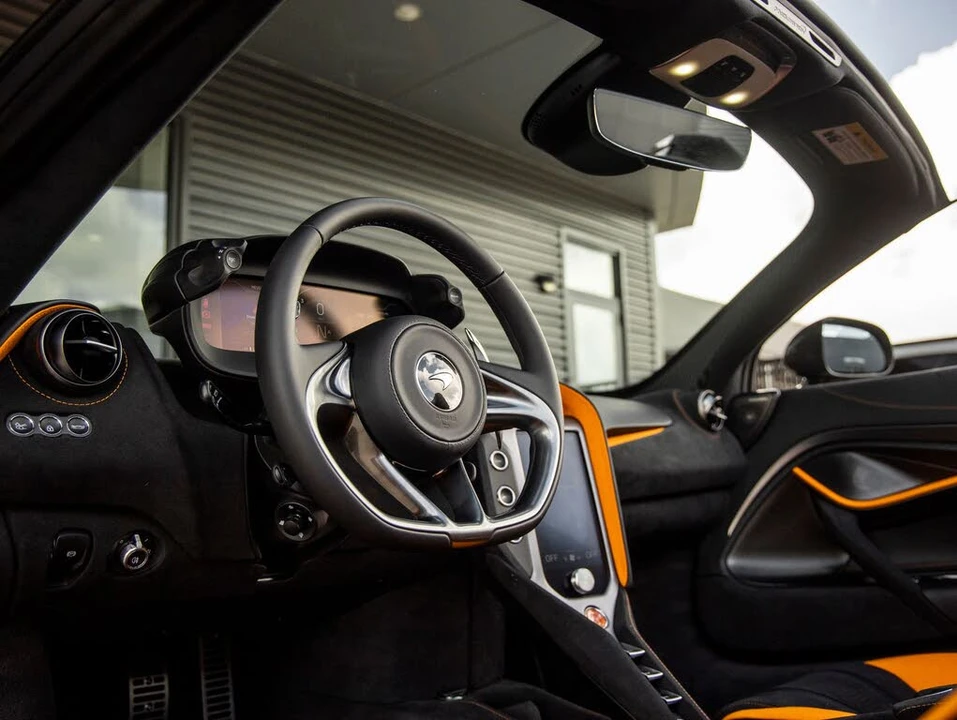2027 McLaren 750S Spider - Image 30 of 31