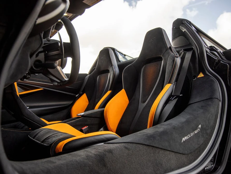 2027 McLaren 750S Spider - Image 29 of 31