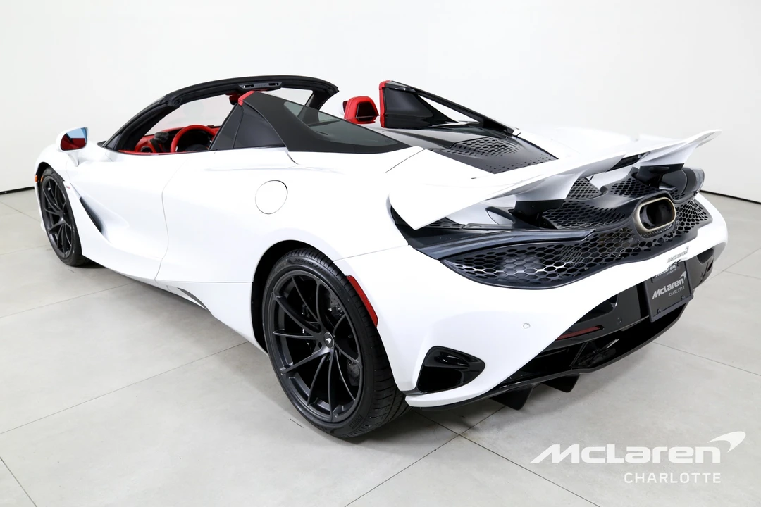 2027 McLaren 750S Spider - Image 8 of 31