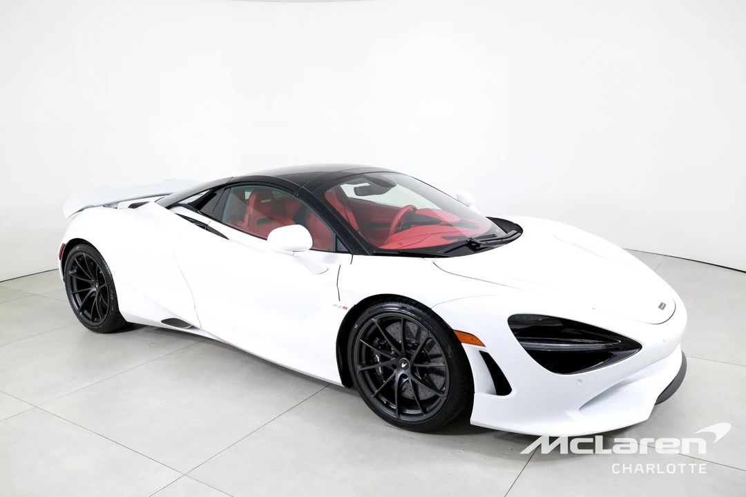 2027 McLaren 750S Spider - Image 3 of 31