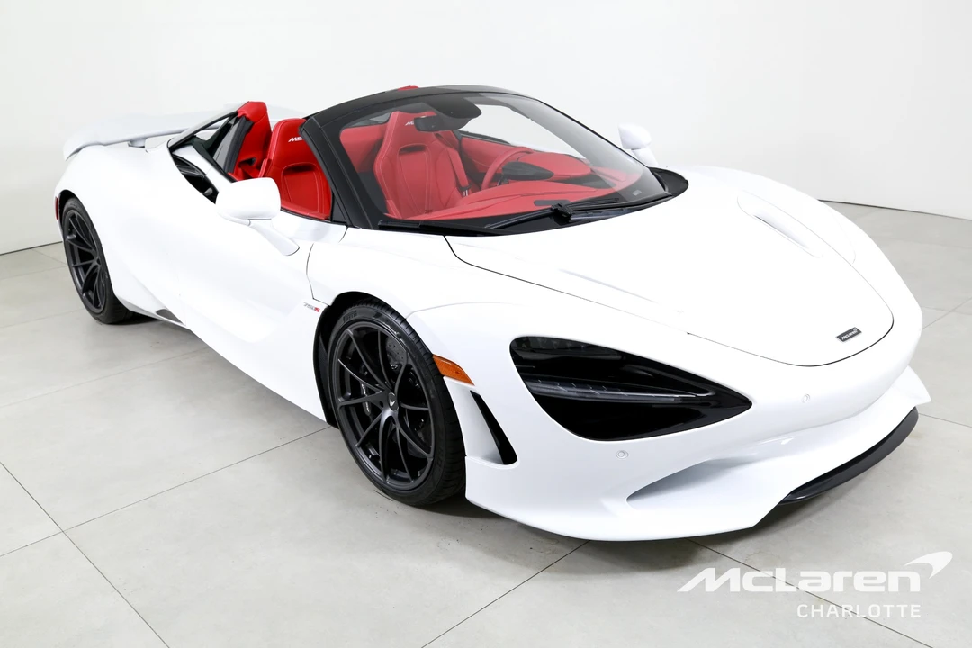 2027 McLaren 750S Spider - Image 4 of 31