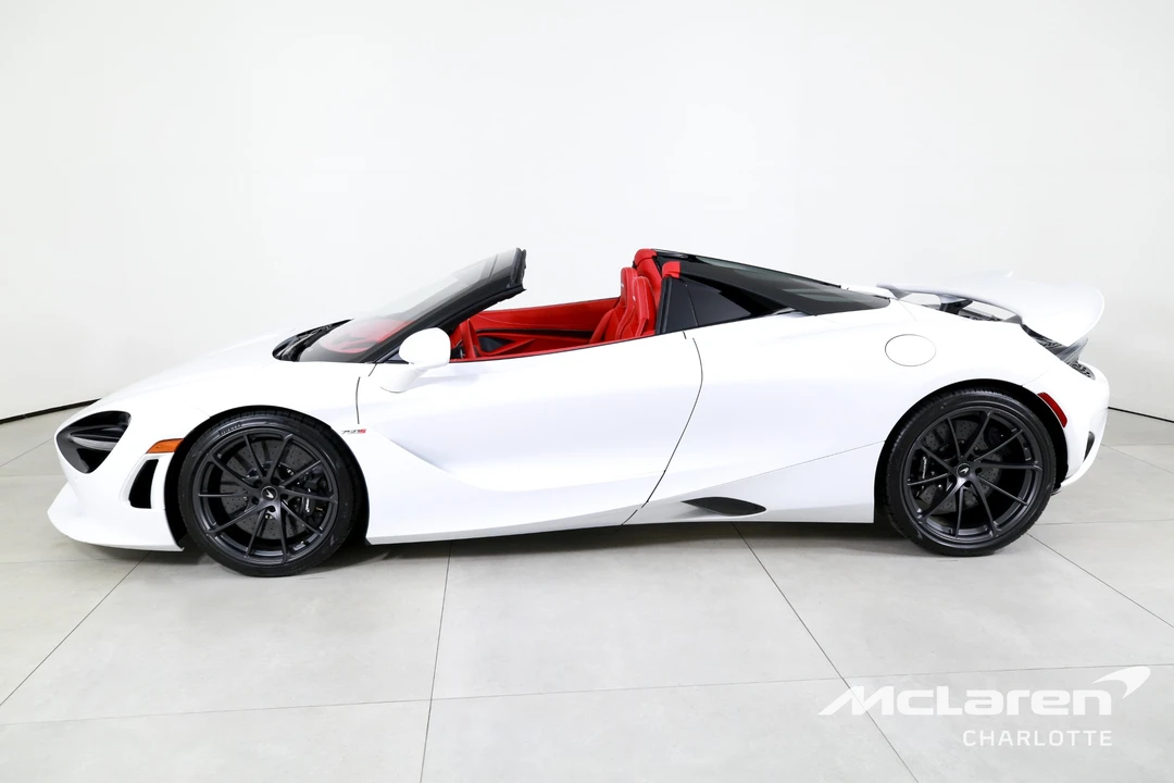2027 McLaren 750S Spider - Image 7 of 31