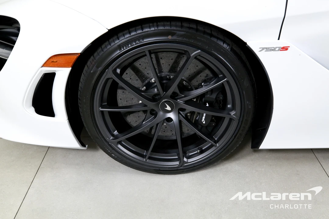 2027 McLaren 750S Spider - Image 29 of 31