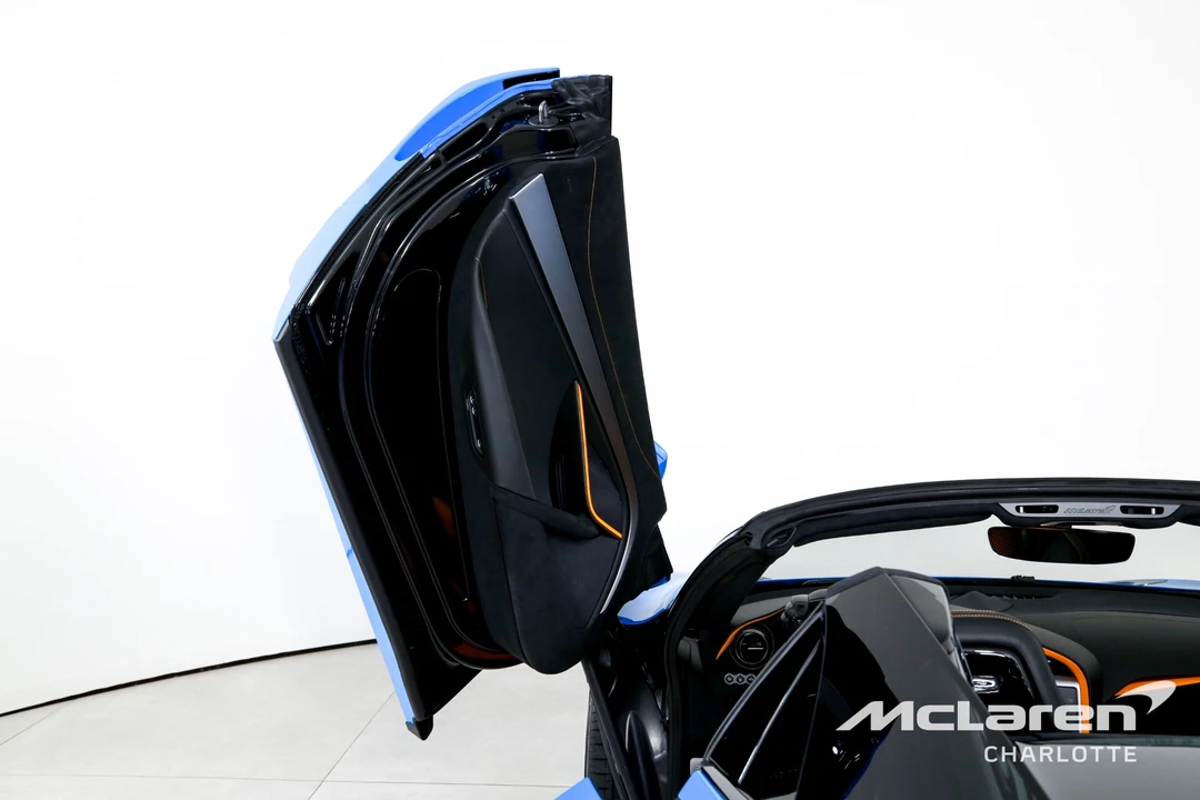 2027 McLaren 750S Spider - Image 12 of 31
