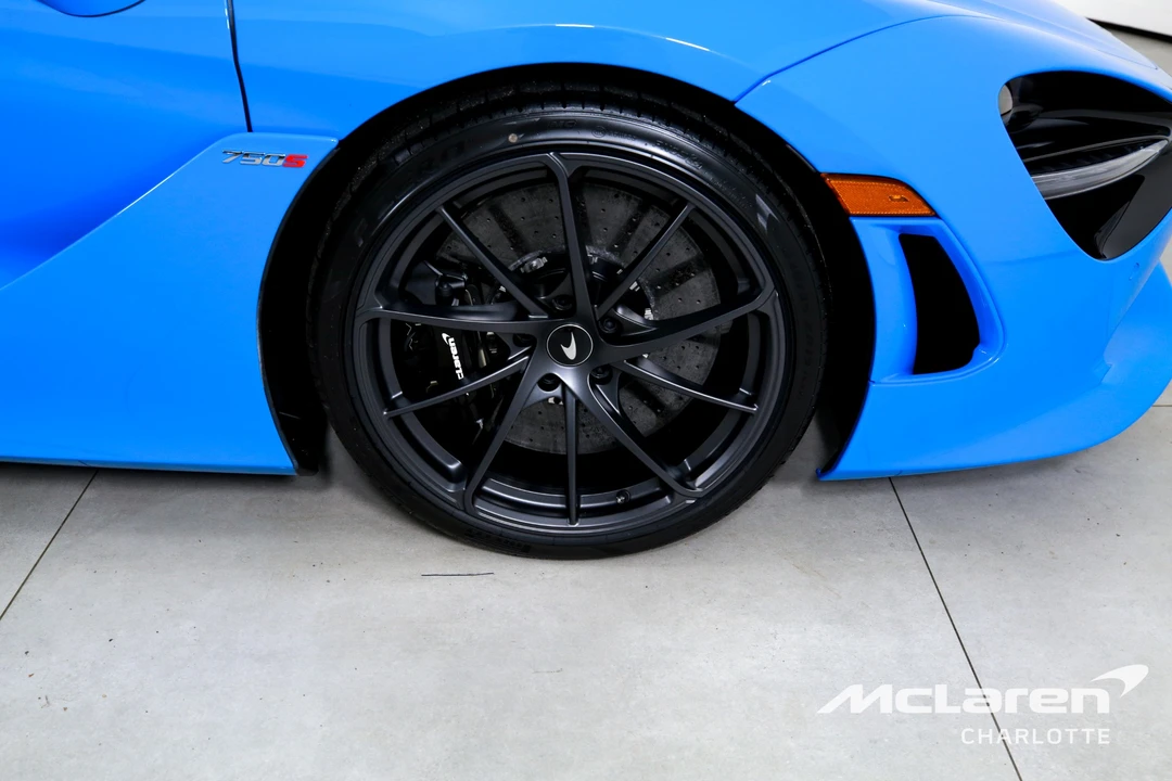 2027 McLaren 750S Spider - Image 29 of 31