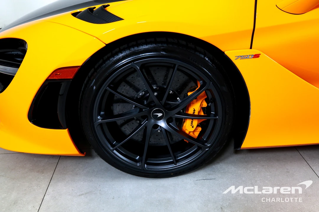 2027 McLaren 750S Spider - Image 30 of 31