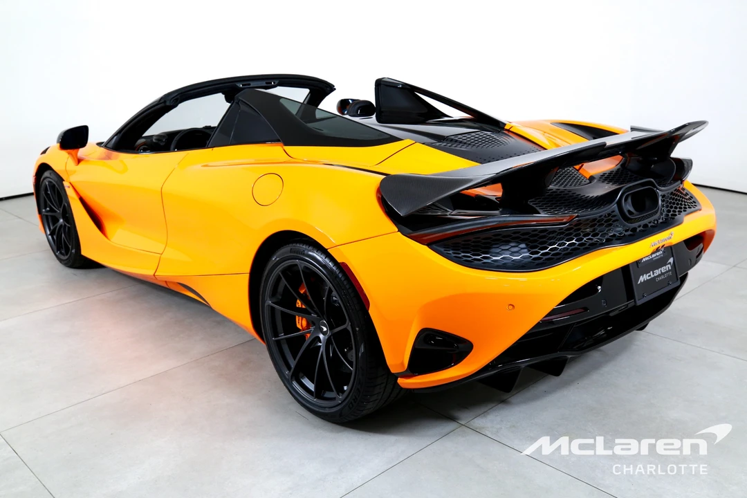 2027 McLaren 750S Spider - Image 8 of 31