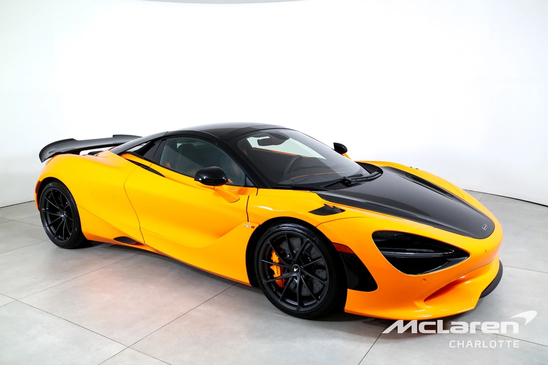 2027 McLaren 750S Spider - Image 3 of 31
