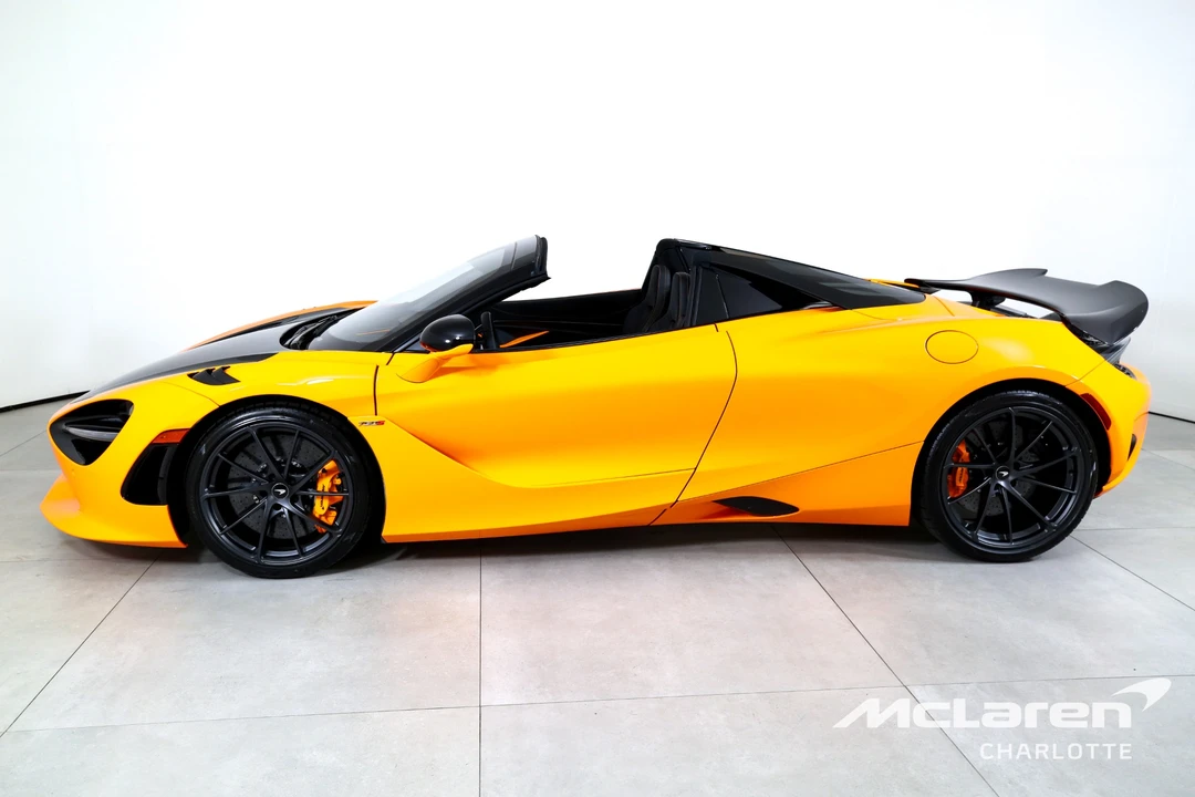 2027 McLaren 750S Spider - Image 7 of 31