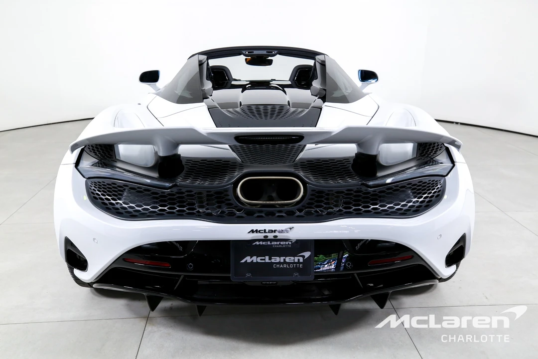 2027 McLaren 750S Spider - Image 9 of 31