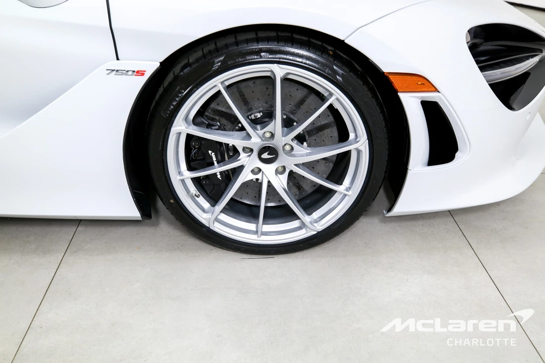 2027 McLaren 750S Spider - Image 29 of 31