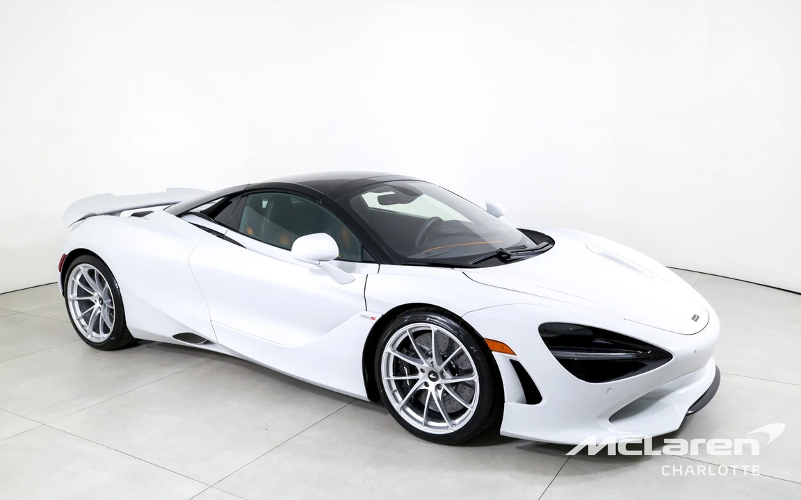 2027 McLaren 750S Spider - Image 3 of 31