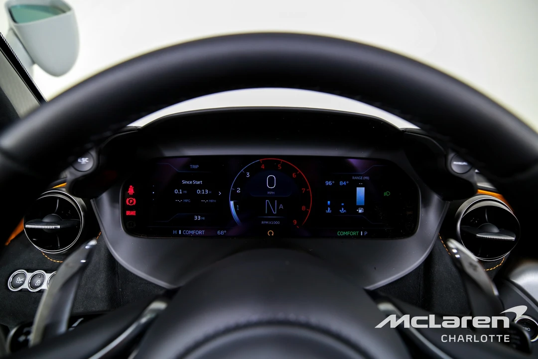 2027 McLaren 750S Spider - Image 15 of 31