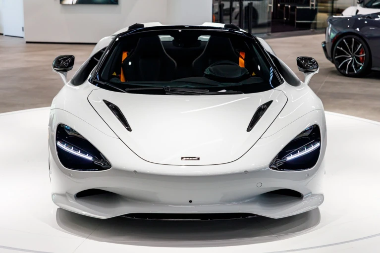 2027 McLaren 750S Spider - Image 4 of 6