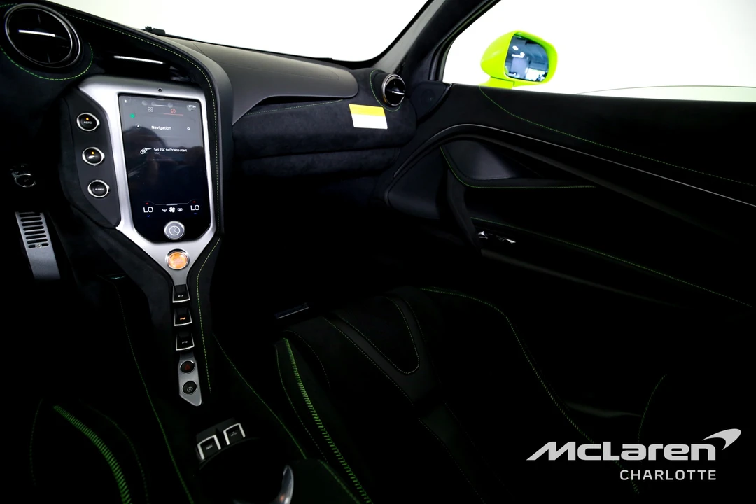 2027 McLaren 750S Spider - Image 17 of 31