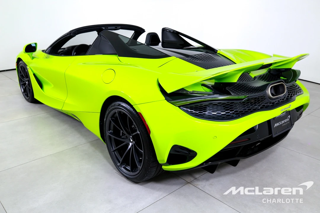 2027 McLaren 750S Spider - Image 8 of 31