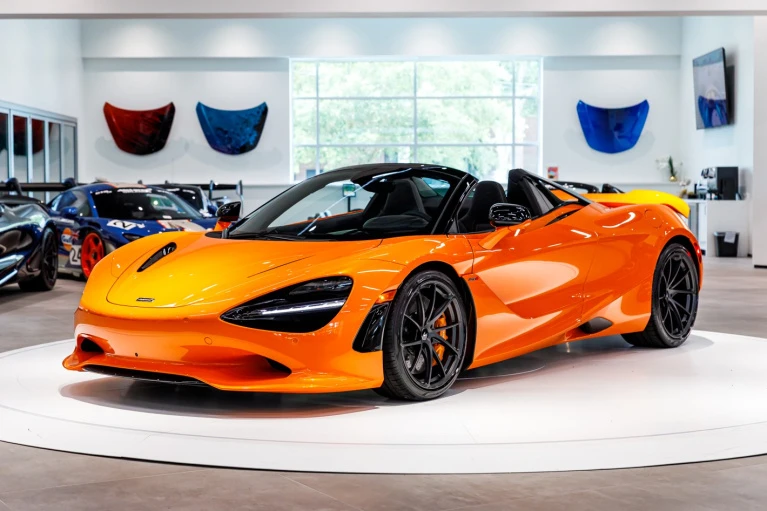 2027 McLaren 750S Spider - Image 4 of 6