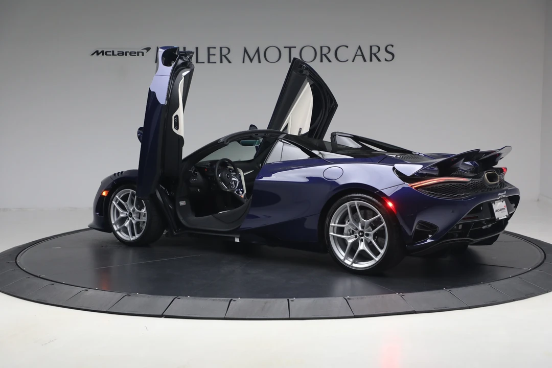 2027 McLaren 750S Spider - Image 16 of 31