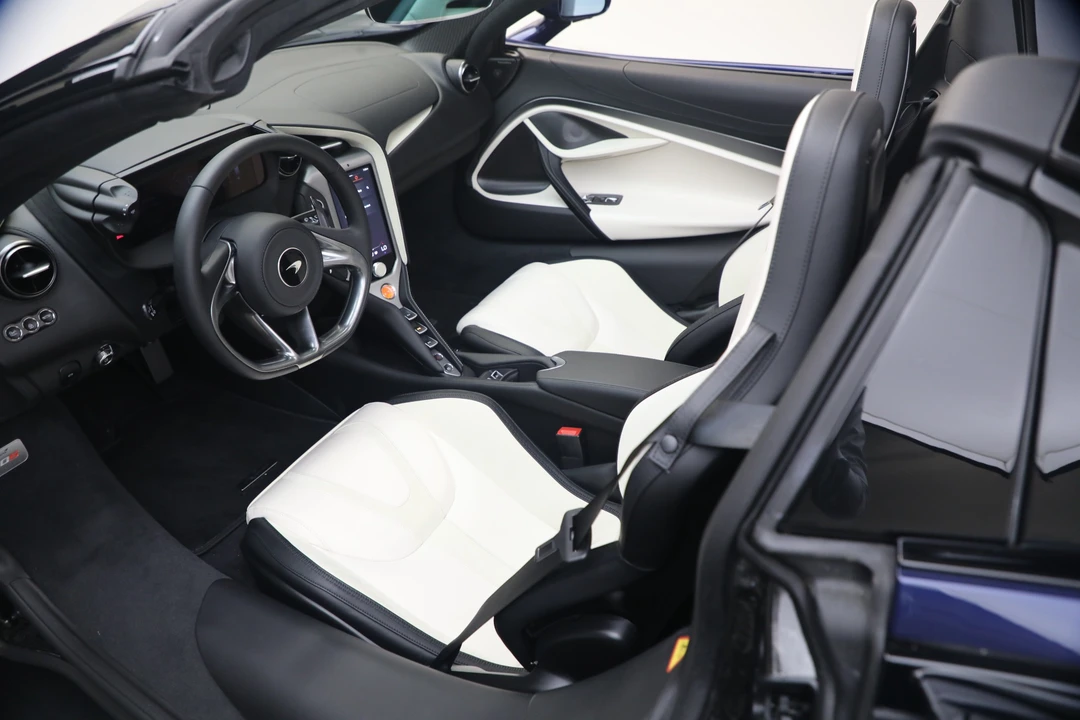 2027 McLaren 750S Spider - Image 31 of 31