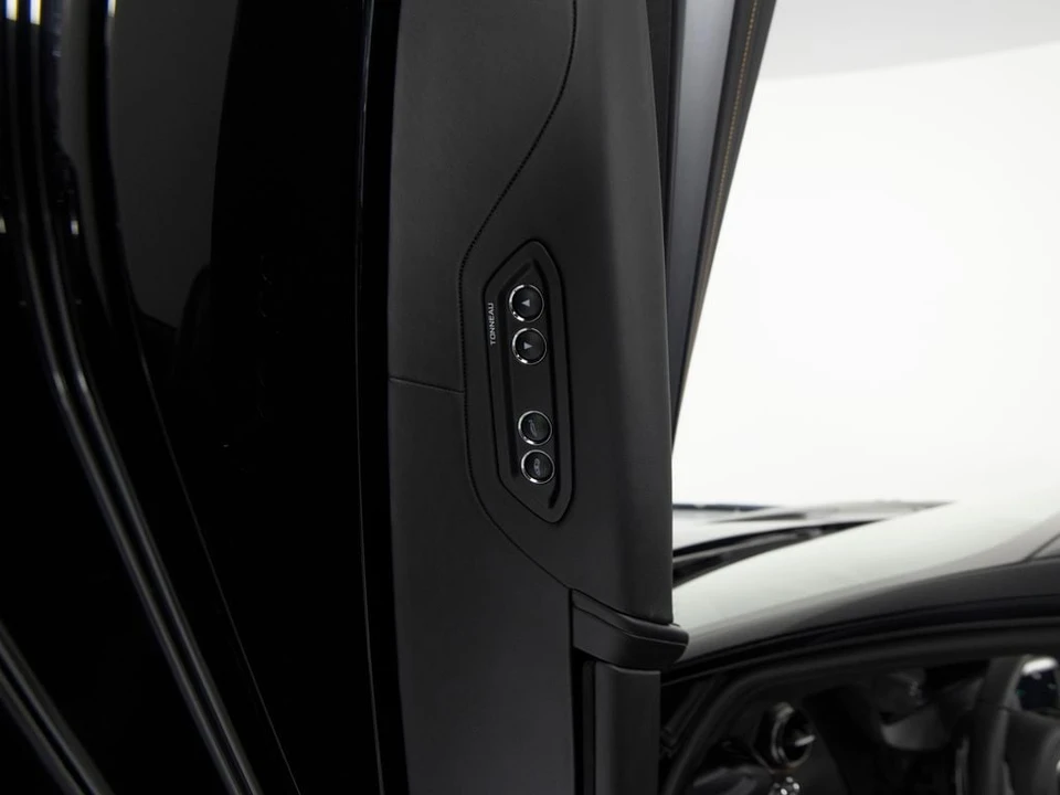 2027 McLaren 750S Spider - Image 12 of 31