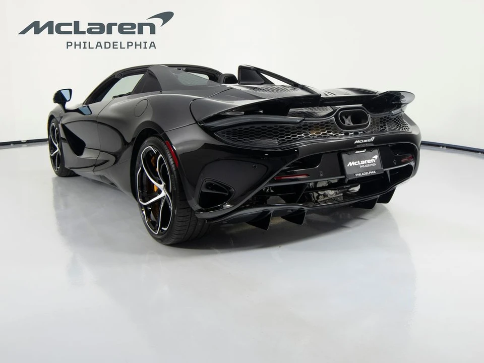2027 McLaren 750S Spider - Image 9 of 31