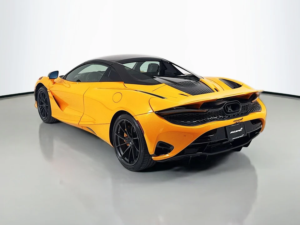 2027 McLaren 750S Spider - Image 5 of 22
