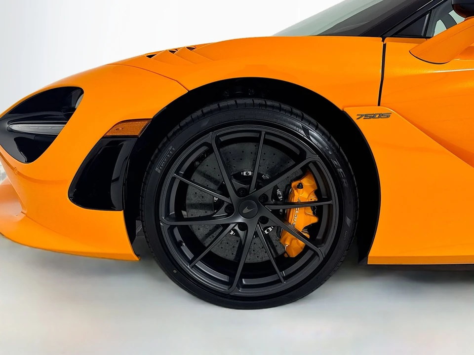 2027 McLaren 750S Spider - Image 9 of 22