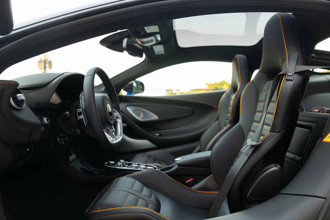 2027 McLaren GT - Image 19 of 31