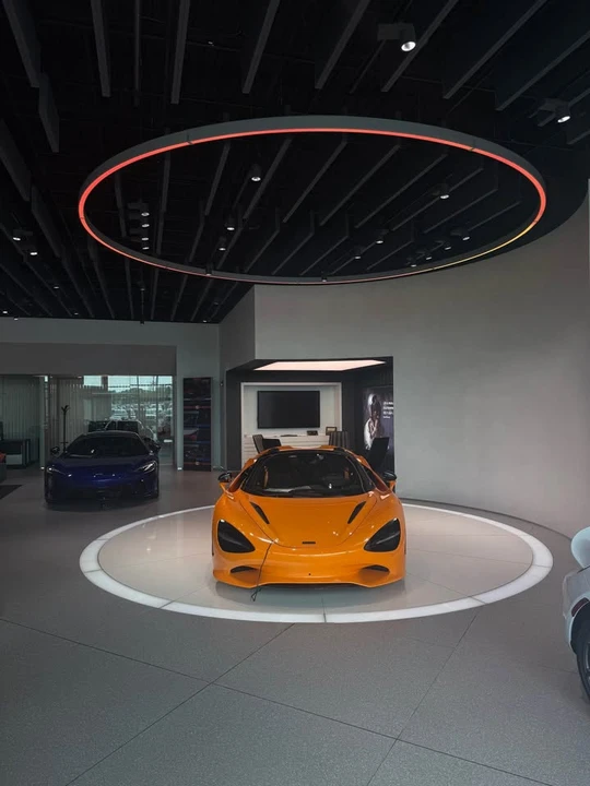 2027 McLaren 750S - Image 4 of 5
