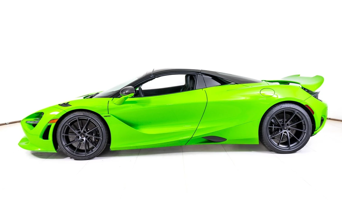 2027 McLaren 750S Spider - Image 3 of 27