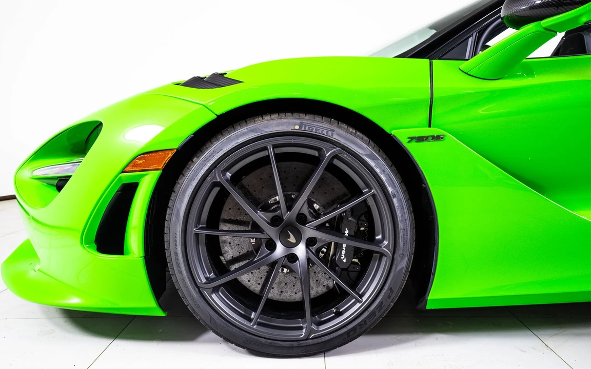 2027 McLaren 750S Spider - Image 18 of 27
