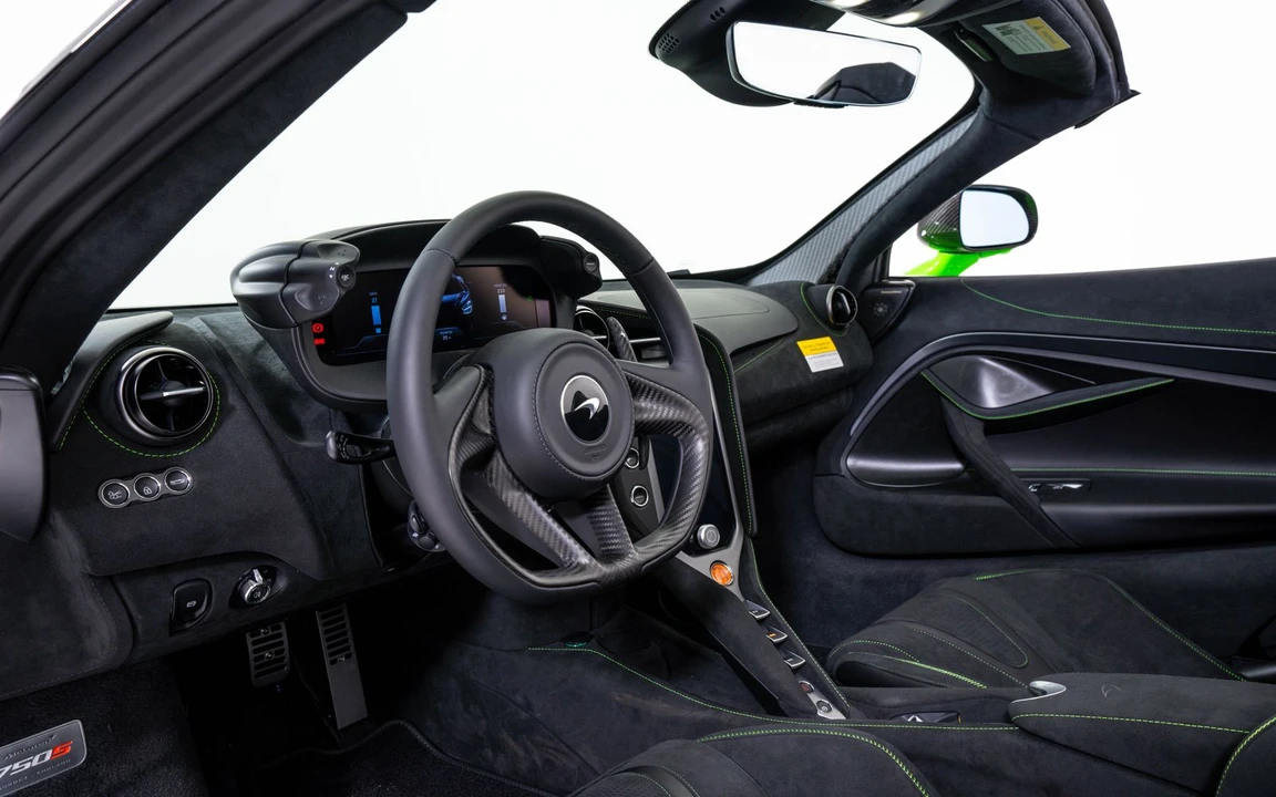 2027 McLaren 750S Spider - Image 22 of 27
