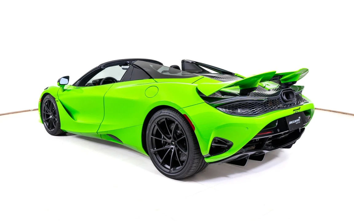 2027 McLaren 750S Spider - Image 5 of 27
