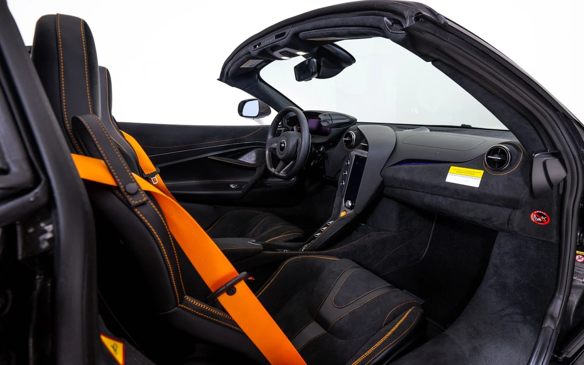 2027 McLaren 750S Spider - Image 23 of 28