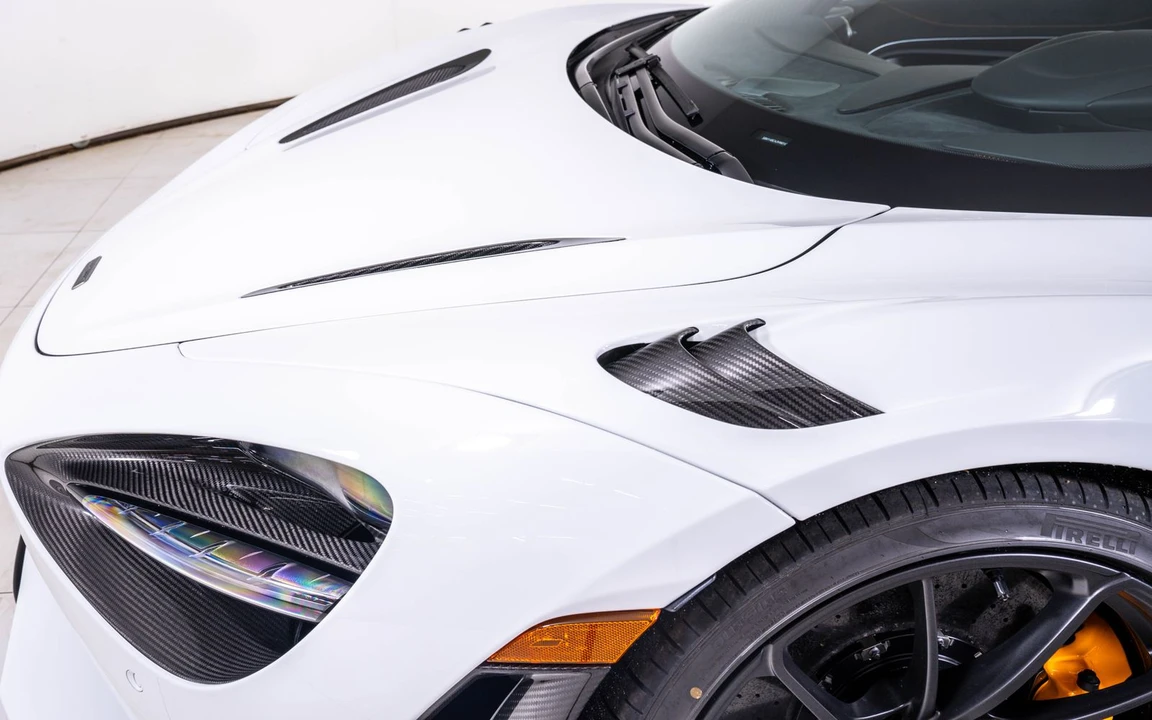 2027 McLaren 750S Spider - Image 18 of 28