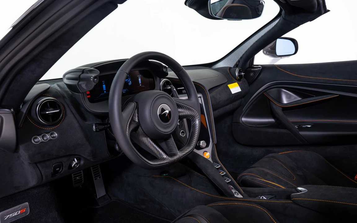 2027 McLaren 750S Spider - Image 27 of 28