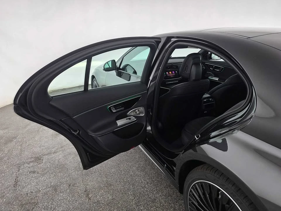 2027 Mercedes-Benz W214 E-Class - Image 15 of 20