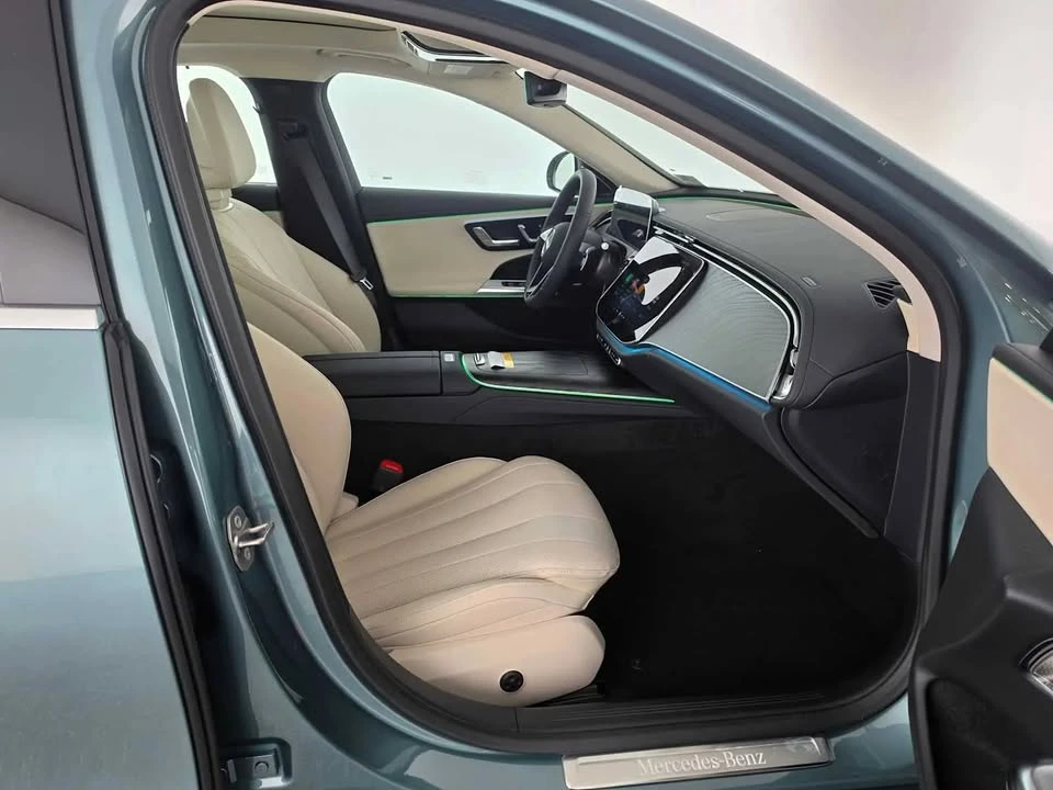 2027 Mercedes-Benz W214 E-Class - Image 10 of 20