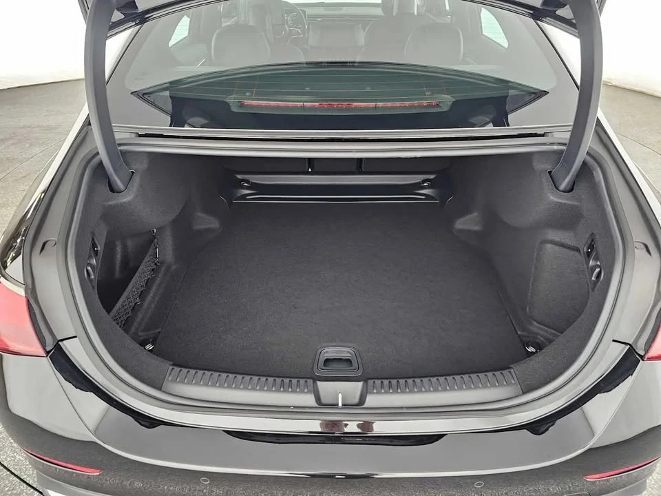 2027 Mercedes-Benz W214 E-Class - Image 14 of 20