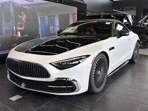 2027 Mercedes-Benz SL 680 Maybach Monogram Series
